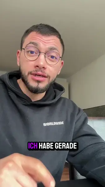 Кадр рекламы Saughelli Justin Emily