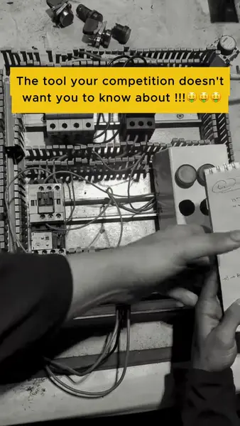 Кадр рекламы John Electrical Services