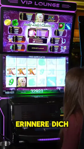 Кадр рекламы Runner Casino