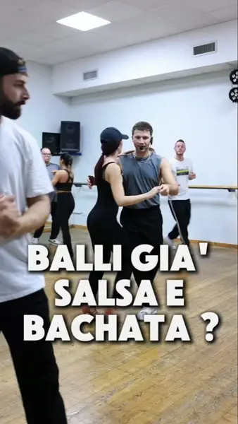 Кадр рекламы Social Dance Roma