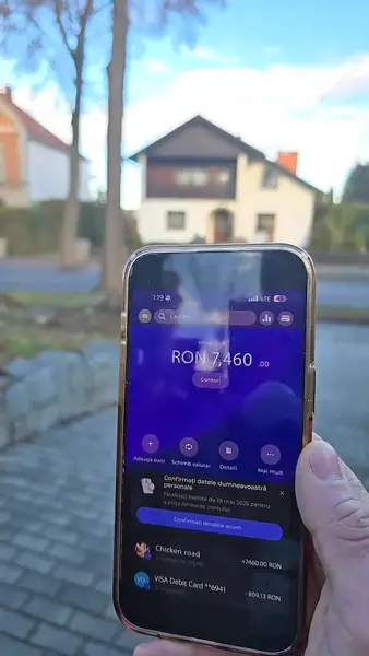 Кадр рекламы Chicken Road
