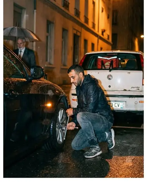 Кадр рекламы Younes Amrani