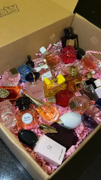 Кадр рекламы Glamour Deals