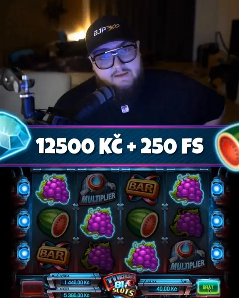Кадр рекламы Spin & Reward