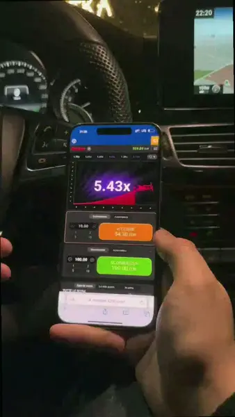 Кадр рекламы Smdcqy