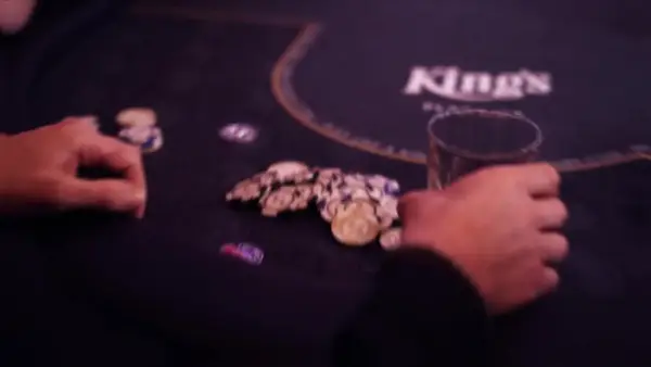 Кадр рекламы Poker Reisen