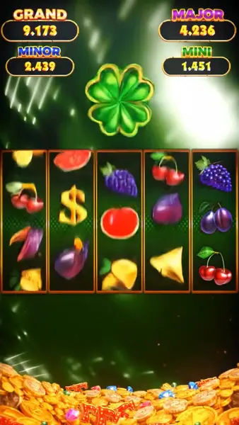 Кадр рекламы Lucky slots