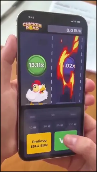 Кадр рекламы Chicken Win