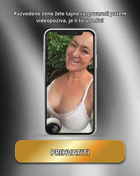 Кадр рекламы Sol Blair