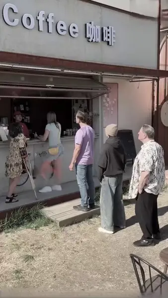 Кадр рекламы Organic Store 