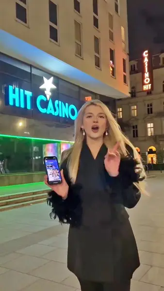 Кадр рекламы HIT Oficjalnie