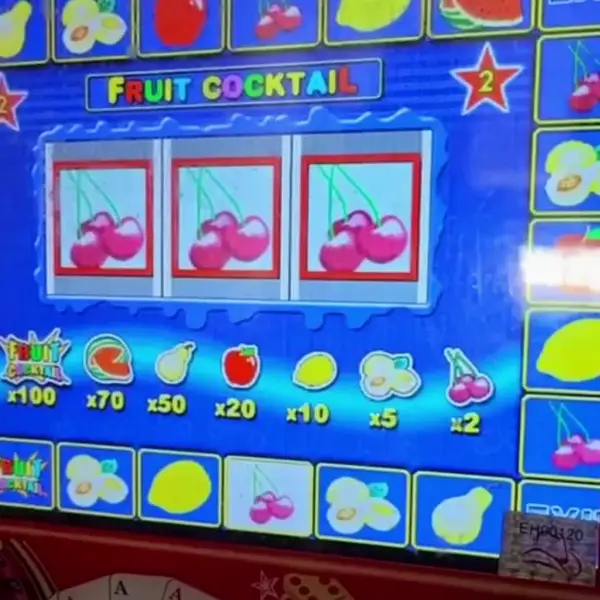 Кадр рекламы Win Slots