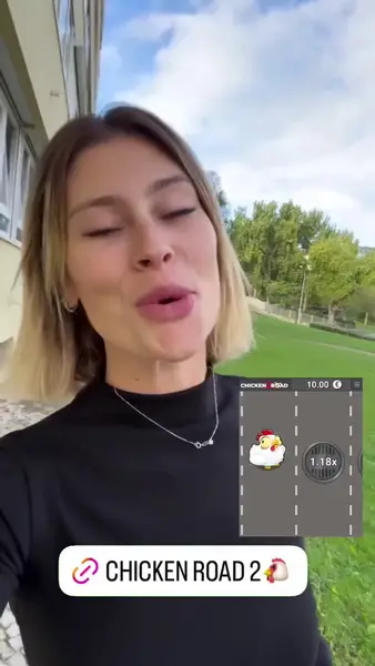 Кадр рекламы Chicken Game 2.0