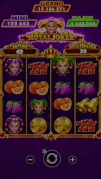 Кадр рекламы Royal Joker