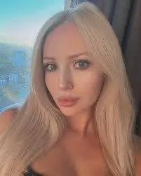 Кадр рекламы Rosalind Pagac