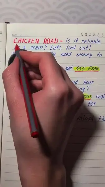 Кадр рекламы Lucky Chicken