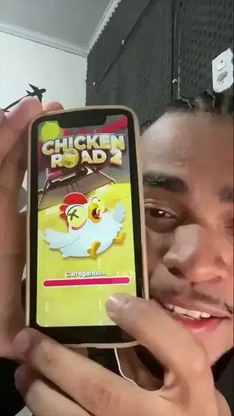 Кадр рекламы Chicken Road