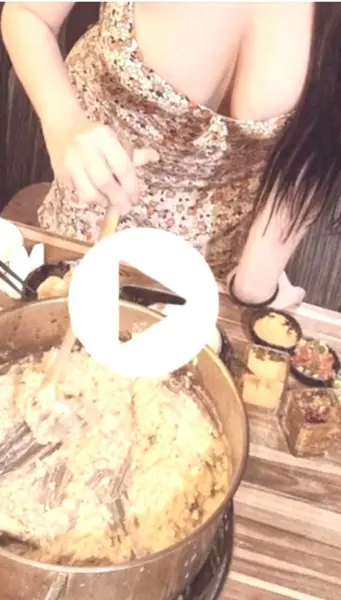 Кадр рекламы Chik app