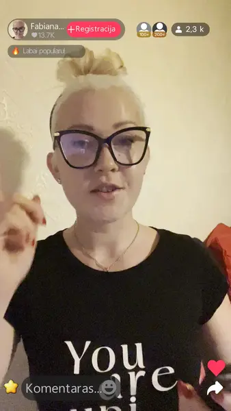 Кадр рекламы Shakurr