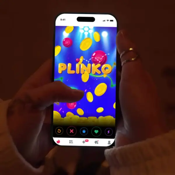 Кадр рекламы Amazon Slots Platform