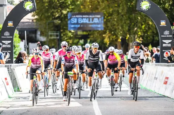 Кадр рекламы Prosecco Cycling in Valdobbiadene