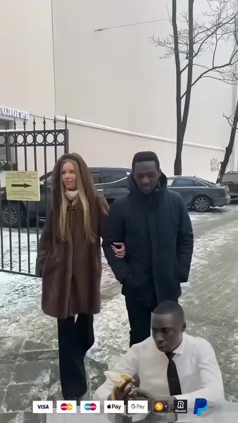 Кадр рекламы Lucky day