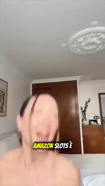 Кадр рекламы AMZ Hub