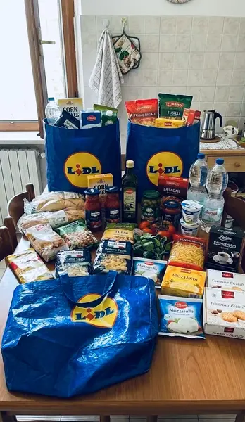 Кадр рекламы Silvia Serra
