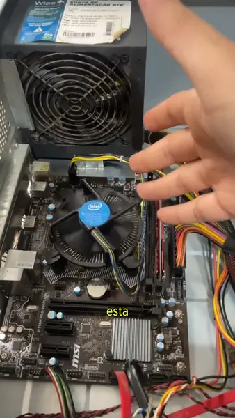 Кадр рекламы Mundo de la Tecnología