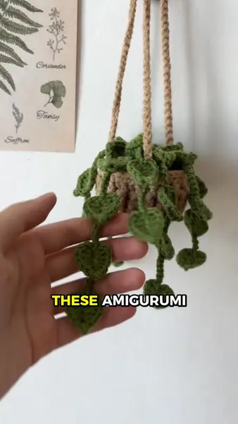 Кадр рекламы Mia.crochet