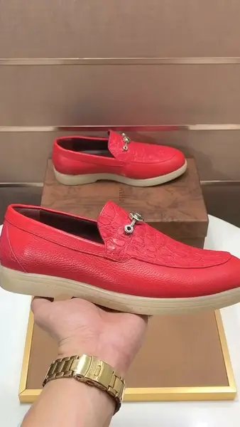 Кадр рекламы YYDS1