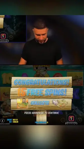 Кадр рекламы Top Slots