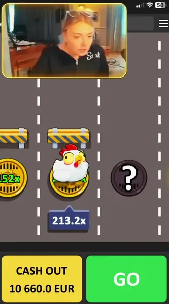 Кадр рекламы Сhicken Game