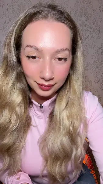 Кадр рекламы Mariet Nicole Sophieu