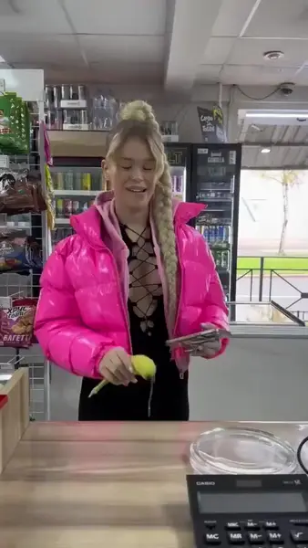 Кадр рекламы Take Off Win