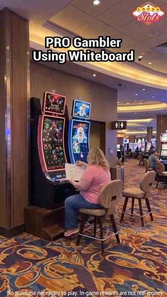 Кадр рекламы Riskwave Stories