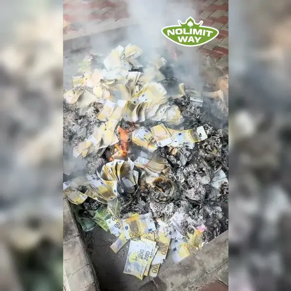 Кадр рекламы NоІіmіtway