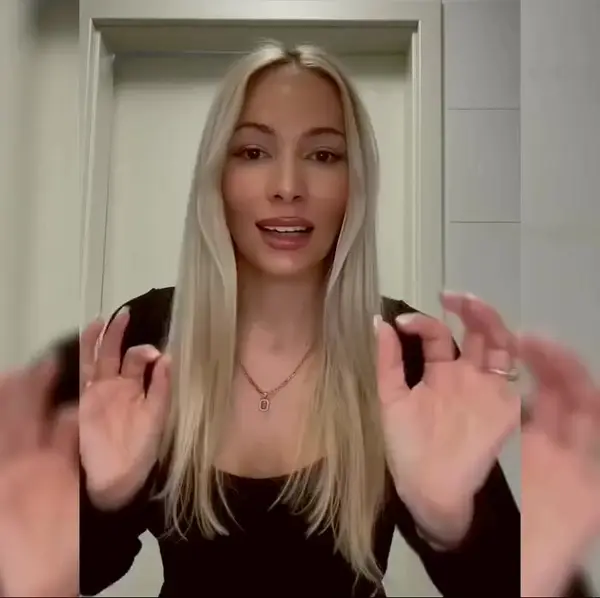 Кадр рекламы Josh Arbulu Julie