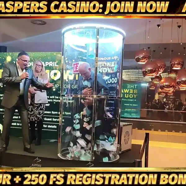 Кадр рекламы Top Slots
