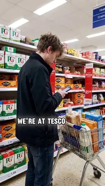 Кадр рекламы Tesco Slots