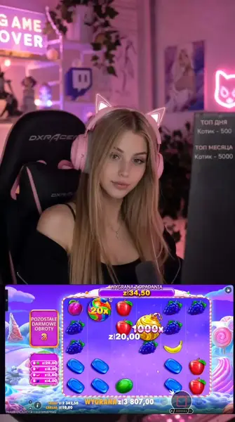 Кадр рекламы Lucky Fruits