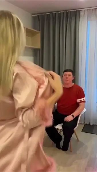 Кадр рекламы Staid Roasted