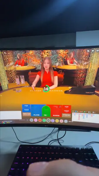 Кадр рекламы Edu Football Studio