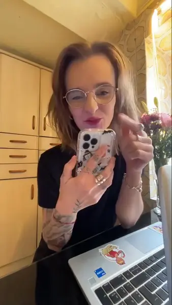Кадр рекламы EGG and GO