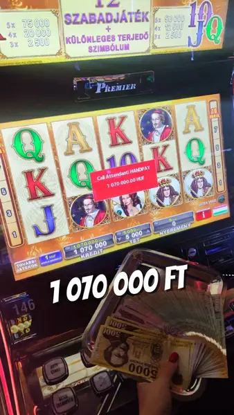 Кадр рекламы Deluxe Slots