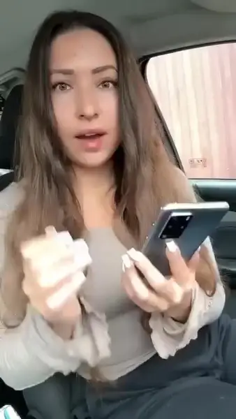 Кадр рекламы Chicken road