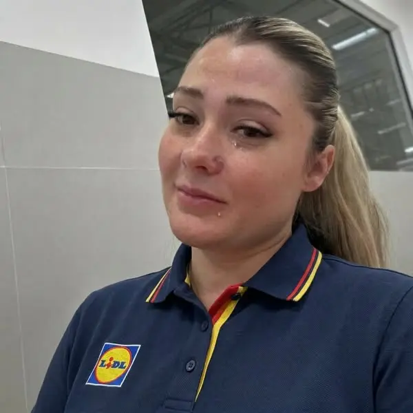 Кадр рекламы Andreea Stoica