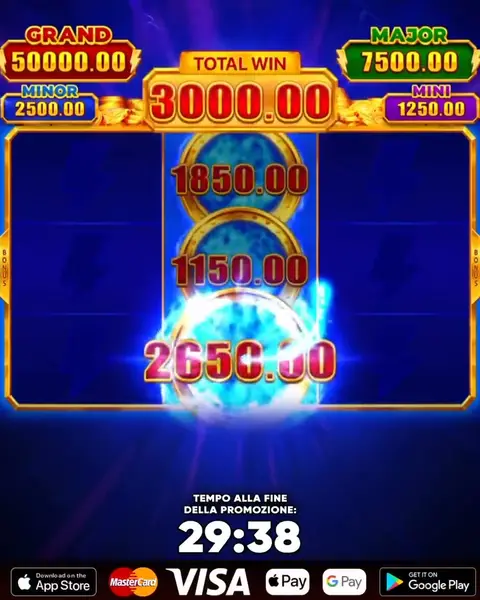 Кадр рекламы Royal club
