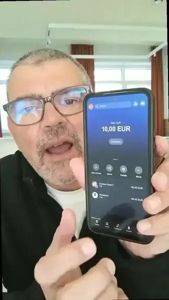 Кадр рекламы LW