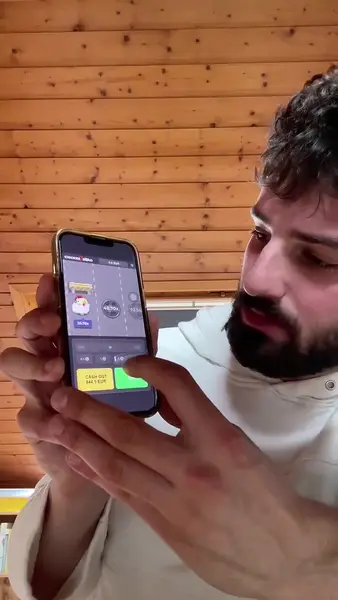 Кадр рекламы Chicken Free Win
